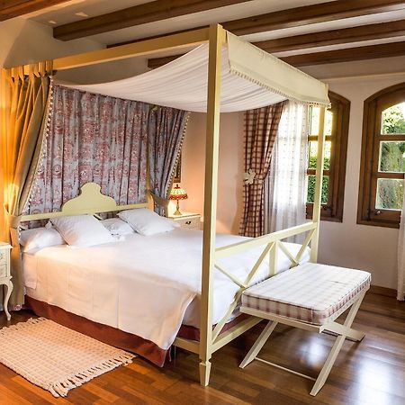 El Castell De Ciutat - Relais & Chateaux La Seu d'Urgell Dış mekan fotoğraf