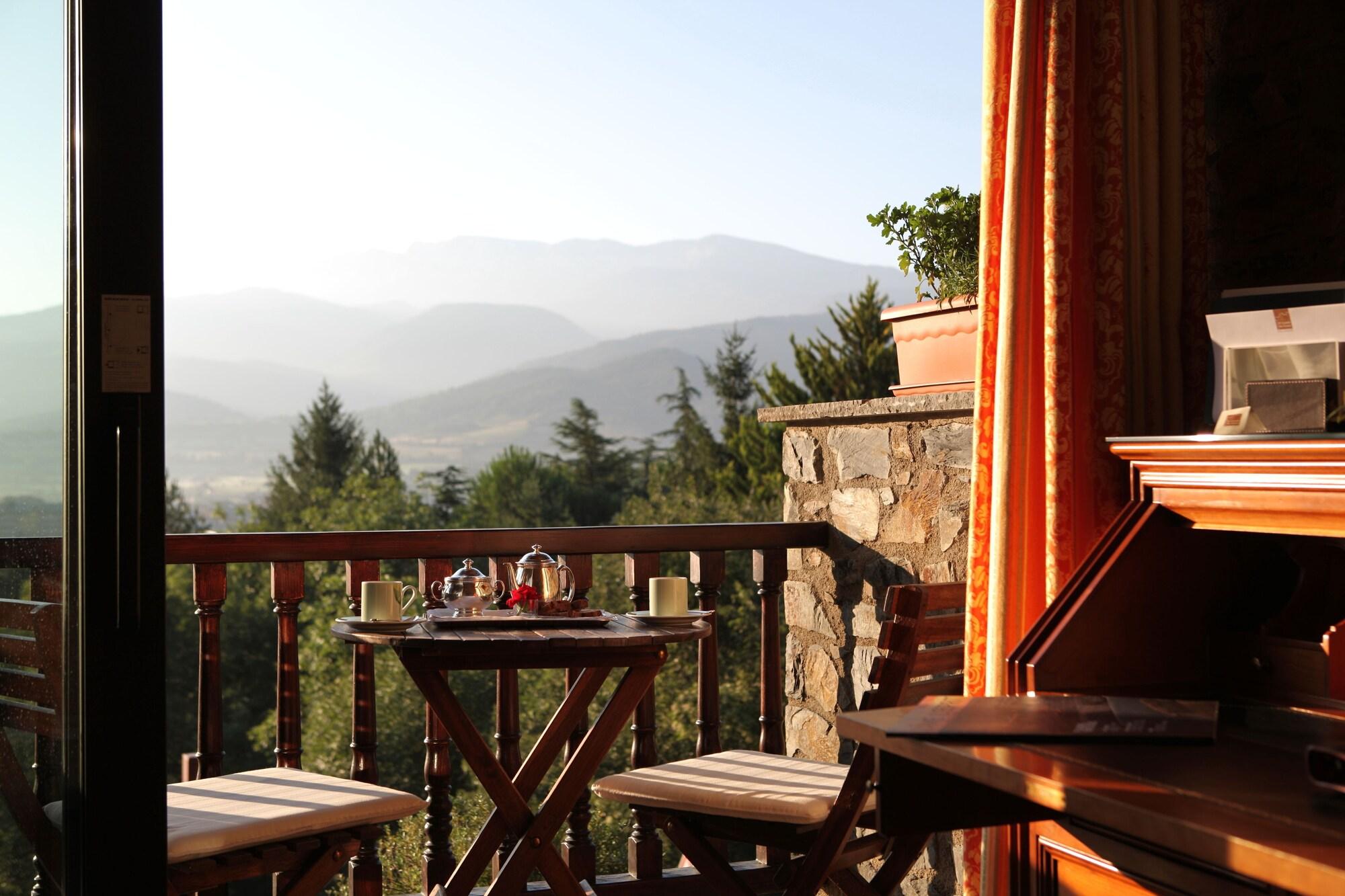 El Castell De Ciutat - Relais & Chateaux La Seu d'Urgell Dış mekan fotoğraf