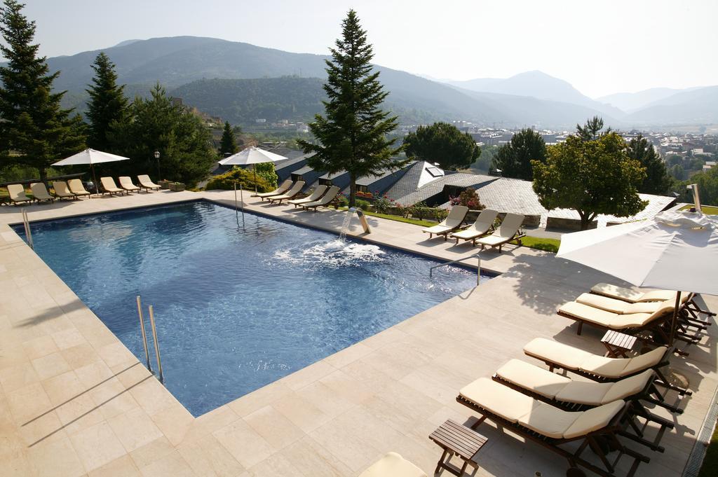 El Castell De Ciutat - Relais & Chateaux La Seu d'Urgell Dış mekan fotoğraf
